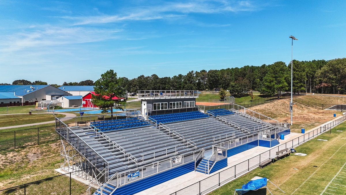 toadvineinc's tweet photo. From Blueprint to Bleachers!

What started as steel and concrete is now a finished grandstand ready to welcome fans for years to come.

We're proud to partner with Summertown High School on delivering a facility that blends durability, safety, &amp; spectator comfort.

#TeamToadvine https://t.co/yDC9RgzjIP