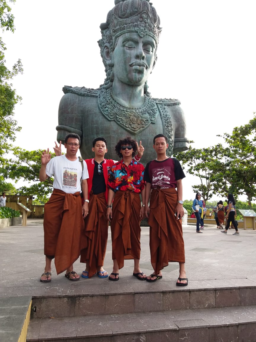 MuhamadRicardo's tweet photo. Tidak terasa ya pah, Sudah 3th lamanya, Semenjak papah Pergi.. https://t.co/uCVG3osuBN
