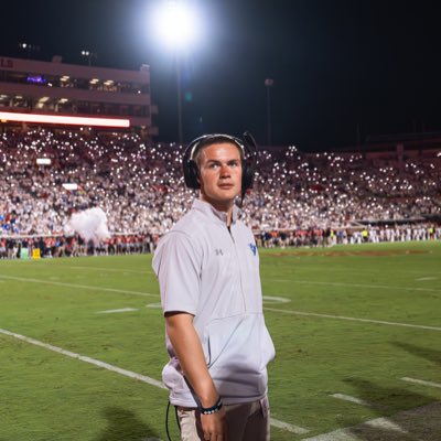 Eli Peugh tweet media