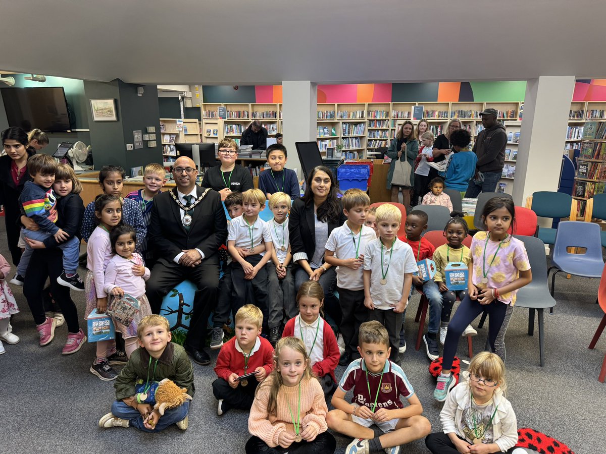 Best day of the year in my councillor diary. 

Today, we had the privilege of awarding medals to all the kids who completed the Summer Reading Challenge. 

Over 700 books read by young people in Wollaton! 📚 

The kids were especially excited to meet the Sheriff of Nottingham. 🏹