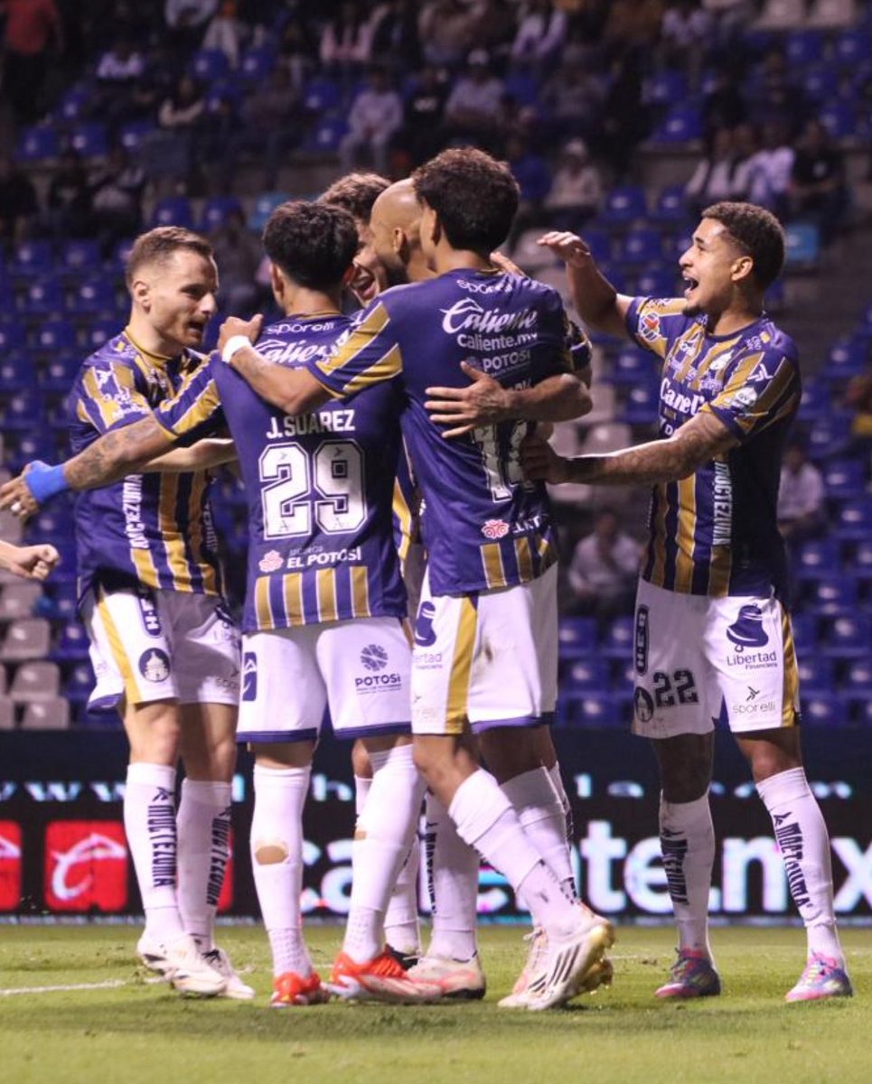 #GIVEAWAY POTOSINO🚨

🔴⚪ ¡TE REGALAMOS BOLETOS PARA EL #ADSL vs #Xolos ! 🎫 
 
1⃣ Sigue a <a href="/calientesports/">Caliente Sports</a> y a mí 📲
2⃣ Dale 🔁 y ❤️
3️⃣ Comenta tu pronóstico del juego usando el hashtag #MásAcciónMásDiversión🔥

🎫 ¡Se regalará UN PASE DOBLE!