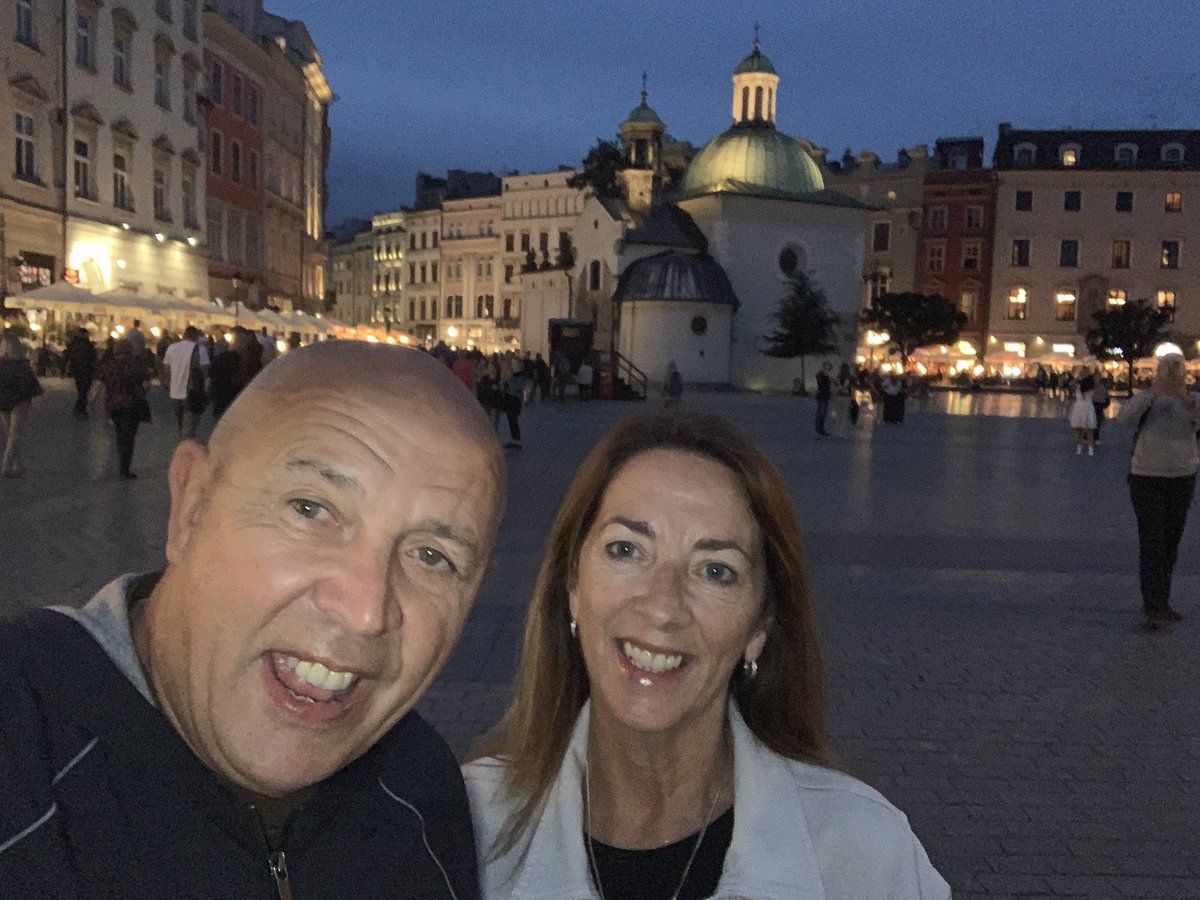 Mark Jones tweet media