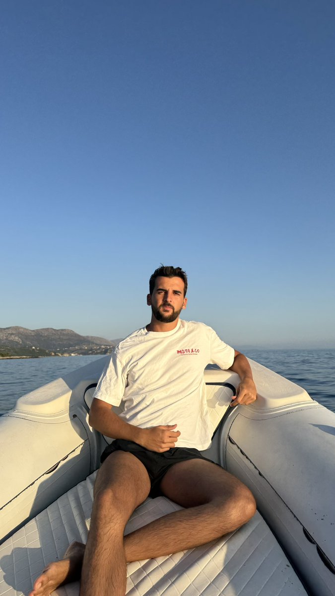 dani_berbel's tweet image. 🛥️🇦🇱🌊
