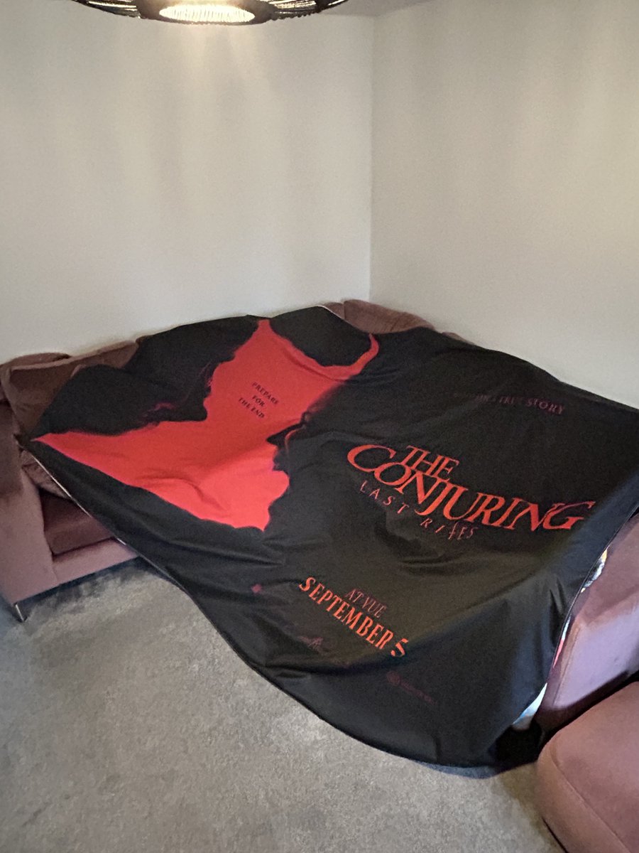Queen_Vera_'s tweet photo. I told you it was gonna be mine. 
#theconjuringlastrites https://t.co/bqzn4GBob9
