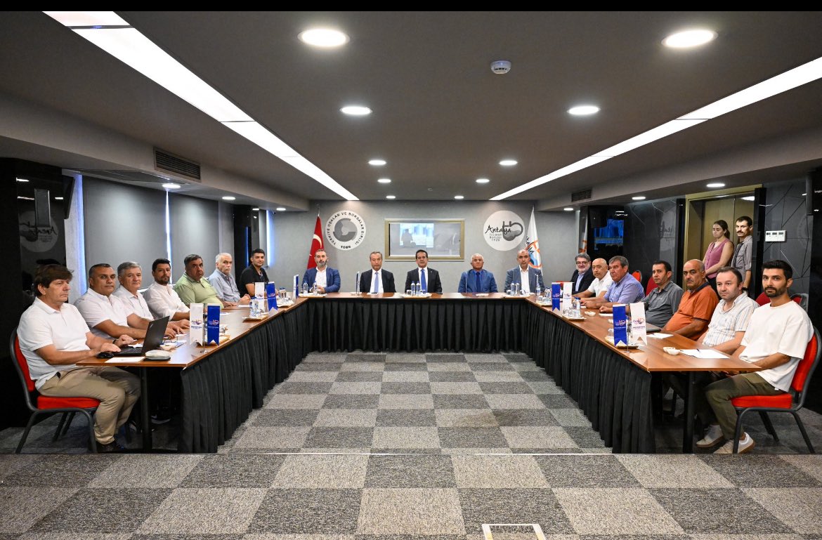 Antalya Ticaret Borsası Antalya’ya lisanslı depo kazandırılması konusunda çalışmalarını sürdürüyor. Biz de gerekli bilgilendirmeyi  yapmaya devam edeceğiz.