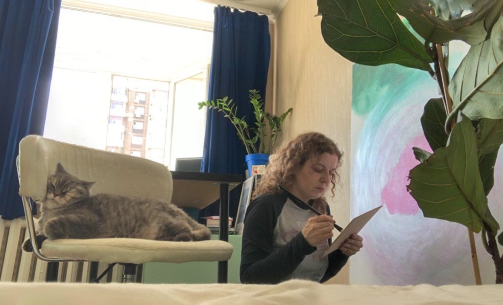 I think this screenshot from the video reflects the peace and quiet of the moment.
It's a luxurious feeling right now.
At least for me.
That's why it's so valuable.

I'm painting something.