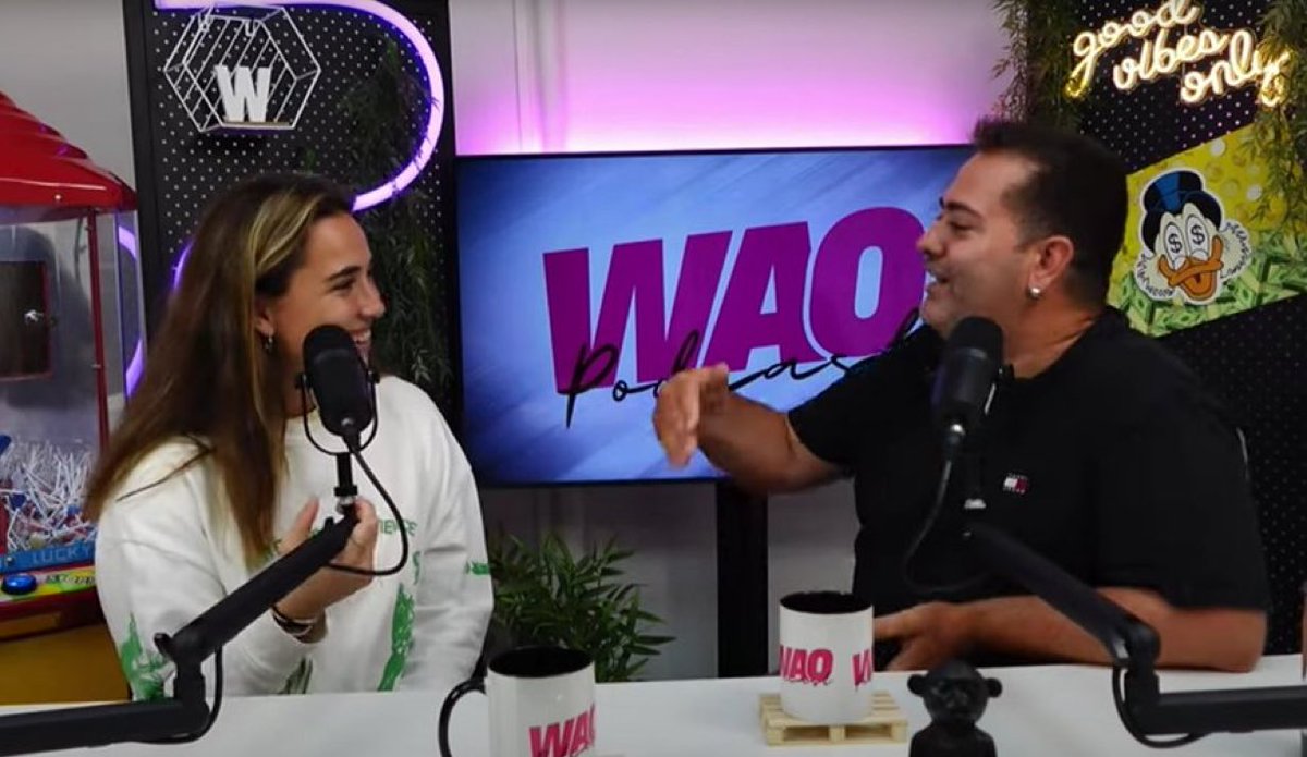 Cata Coll en el podcast de WAO:

"Países como Inglaterra tientan porque son Ligas muy tops y se cobra mucho más que aquí, pero yo pienso que estoy muy bien aquí. Si me guiara por lo económico no sería yo, realista y fiel a lo que siento".