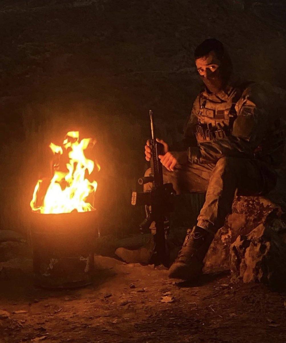 Militaristbirii's tweet photo. Yetimlerin Babası” Şehit Piyade Sözleşmeli Er Özkan Özkanlı https://t.co/RrYYjwxtqB
