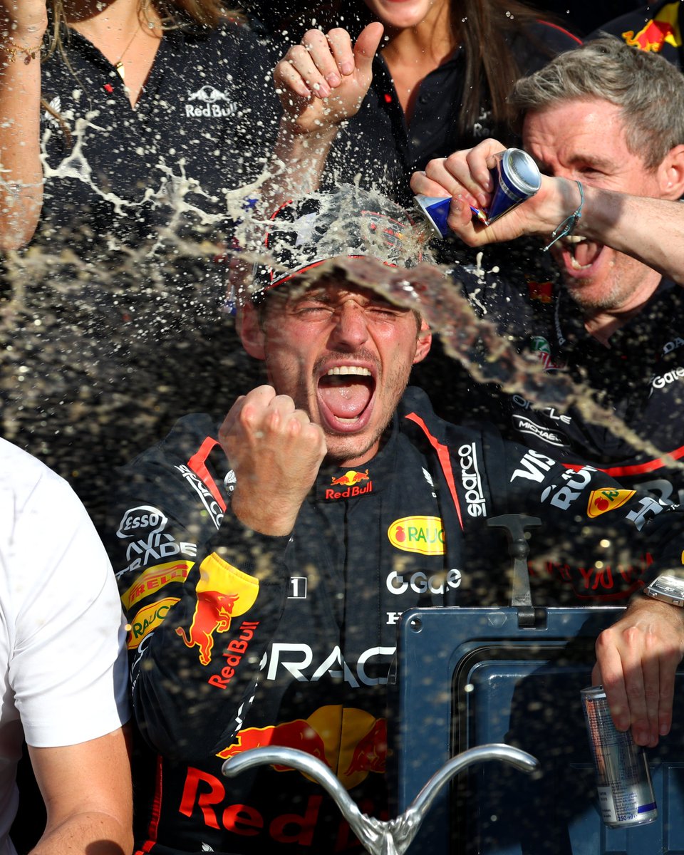 redbullracing's tweet image. MAXimum hydration 💧

#F1 || #RedBullRacing