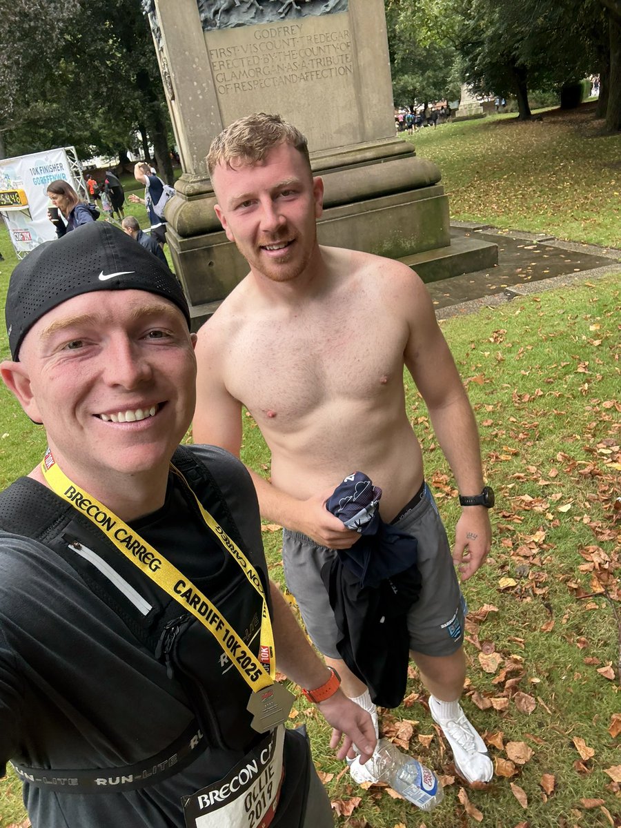 Ollie Hughes (@ohughesrugby) on Twitter photo More great prep for the the Cardiff half last Sunday as me and <a href="/MrLewisNHS/">Matthew Lewis Coaching</a> completed the Cardiff 10Kโฆ.
If you can donate anything at all I would be incredibly grateful.. ! โฌ๏ธโฌ๏ธ
cardiffhalf25.enthuse.com/pf/ollie-hughes
With the smile your think I actually enjoy the running ๐ More great prep for the the Cardiff half last Sunday as me and <a href="/MrLewisNHS/">Matthew Lewis Coaching</a> completed the Cardiff 10Kโฆ.
If you can donate anything at all I would be incredibly grateful.. ! โฌ๏ธโฌ๏ธ
cardiffhalf25.enthuse.com/pf/ollie-hughes
With the smile your think I actually enjoy the running ๐