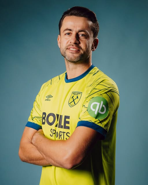 Football Info (@football_inf0) on Twitter photo 🔵 9 maja 2025 - West Ham informuje, że nie przedłuży wygasającej umowy z Łukaszem Fabiańskim i Polak odejdzie z klubu po zakończeniu sezonu.
🔵 18 maja 2025 - West Ham rozgrywa ostatni domowy mecz u siebie. Ma pewne utrzymanie, nie walczy już o żadne większe cele. Łukasz 🔵 9 maja 2025 - West Ham informuje, że nie przedłuży wygasającej umowy z Łukaszem Fabiańskim i Polak odejdzie z klubu po zakończeniu sezonu.
🔵 18 maja 2025 - West Ham rozgrywa ostatni domowy mecz u siebie. Ma pewne utrzymanie, nie walczy już o żadne większe cele. Łukasz