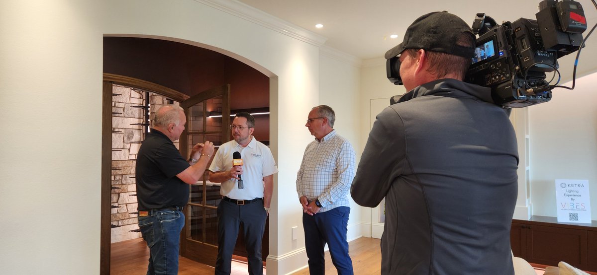 Iowa Live tweet media