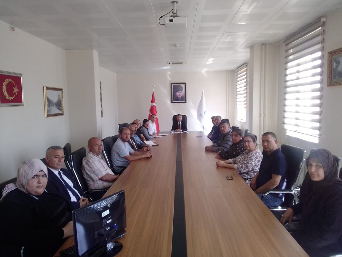 İlçe Milli Eğitim Müdürümüz Sayın Ekrem YURT Başkanlığında, 2025-2026 Eğitim Öğretim Yılı, Sene Başı İlçe Milli Eğitim Müdürlüğü Personel Toplantısı yapıldı.
<a href="/sivasmem/">Sivas Millî Eğitim Müdürlüğü</a> 
<a href="/sarkislakymkmlk/">T.C. Şarkışla Kaymakamlığı</a>