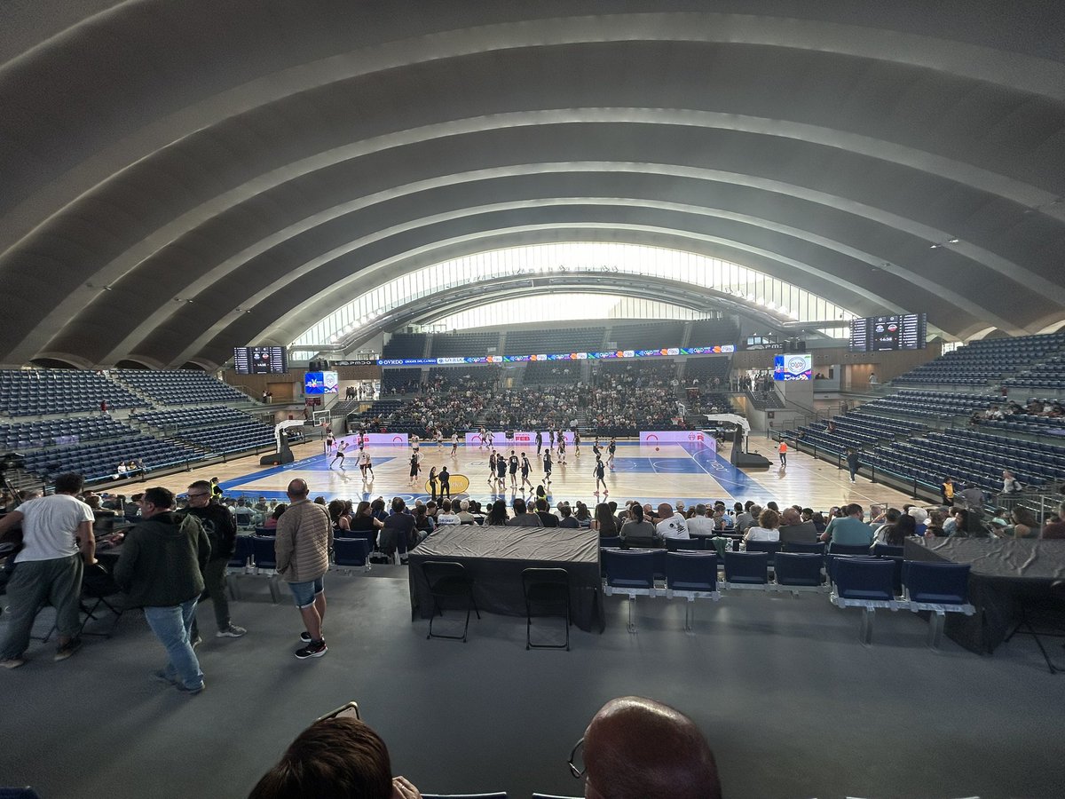 Muy chulo como quedó el palacio de los deportes de Oviedo <a href="/oviedocb/">Alimerka Oviedo Baloncesto</a>