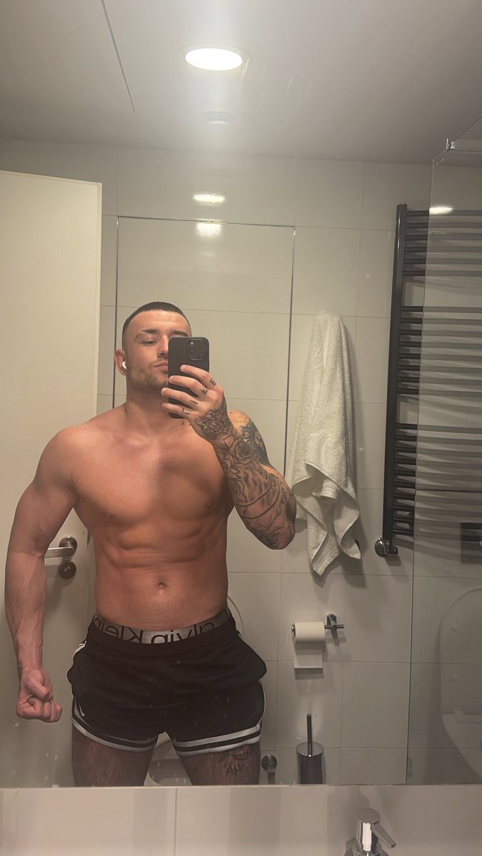 onlyfans.com/simonbest

Follow for more

This is only start😜
