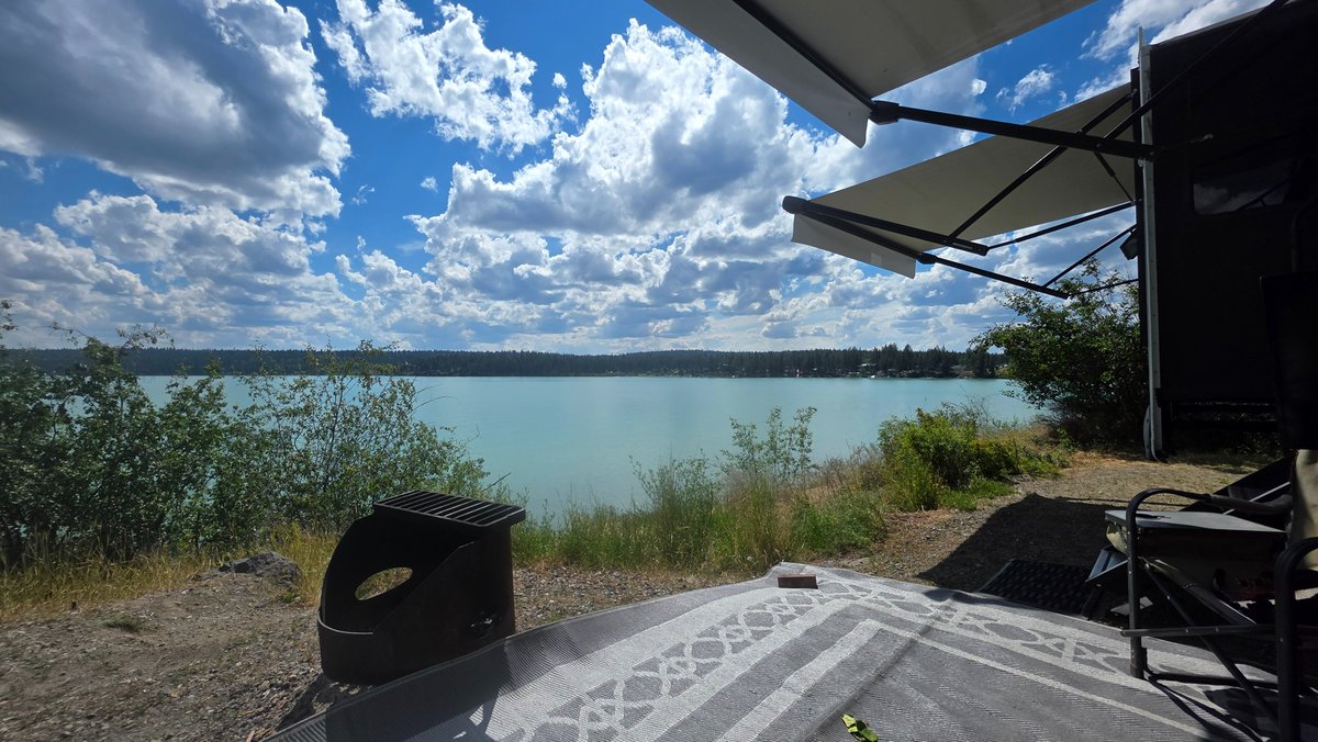 GrandAdventRV's tweet image. Premiering in just 30 minutes at the top of the hour youtu.be/p7kwuFBMErM we'll share this beautiful lakeside #campsite and a whole lot more near #WilliamsLakeBC in tonight's #GrandAdventure 📽️ premiere with live viewer chat. Come join us!

#BritishColumbia #Cariboo #RV