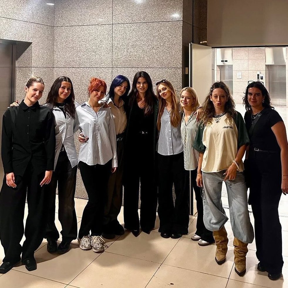 Manifest topluluğunun adliyede çektirdiği fotoğraf: