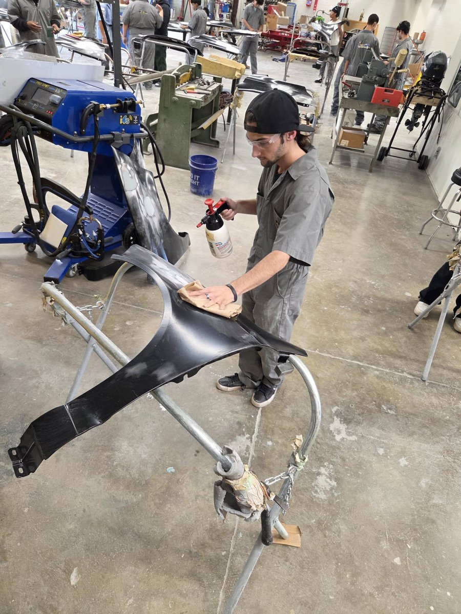 🚘Precision in progress! Our Auto Collision Repair students are mastering hammer and dolly dent repair today. Developing industry-specific skills. #HandsOnLearning #CollegeandCareerReady