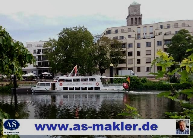 *Frau mit Kapital sucht Eigentumswohnung*
in Mülheim an der Ruhr als Kapitalanlage!  
Herr Orhan Kilic ( Immobilienmakler -IHK)
„Mülheims umtriebigster Immobilienmakler“
Angebote: info@as-makler.de - 0155-650 957 00