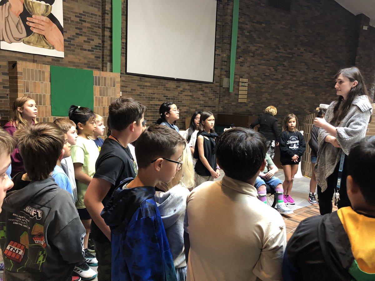 Miss Davis’s Grade 5 Class tweet media