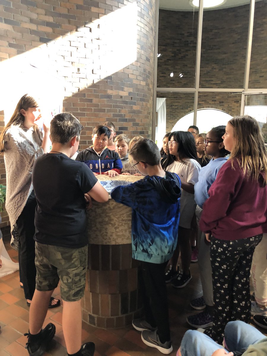 Miss Davis’s Grade 5 Class tweet media