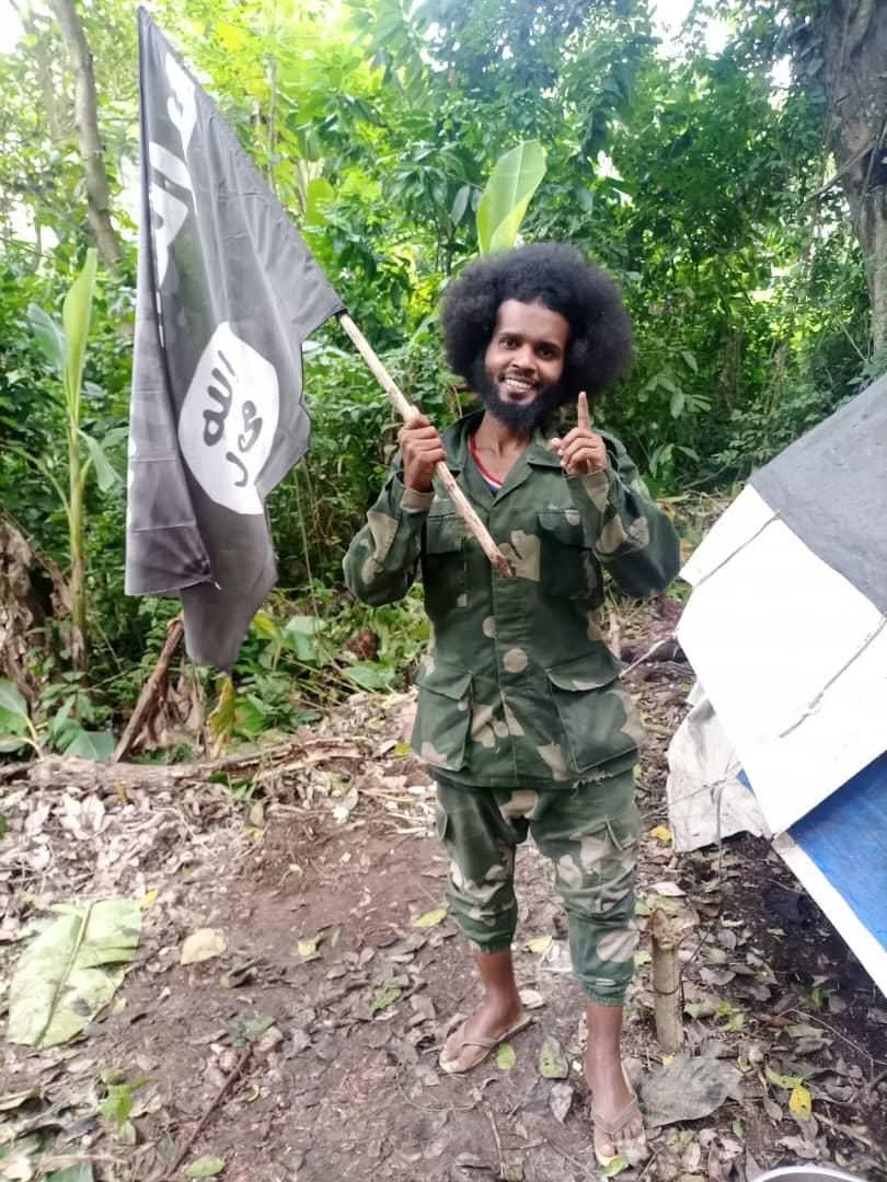 GeorgesKisando's tweet image. Nord-Kivu/Ituri : le groupe yéménite de l’ADF sous surveillance de #UPDF et #FARDC

Le chef yéménite Abwakasi dirige un groupe de l’ADF actif près de la rivière Lindi, entre le Nord-Kivu et la Tshopo, avec Kasibande alias Difenda, Ciramanda et Cheikh Oumari.

 Responsable de…