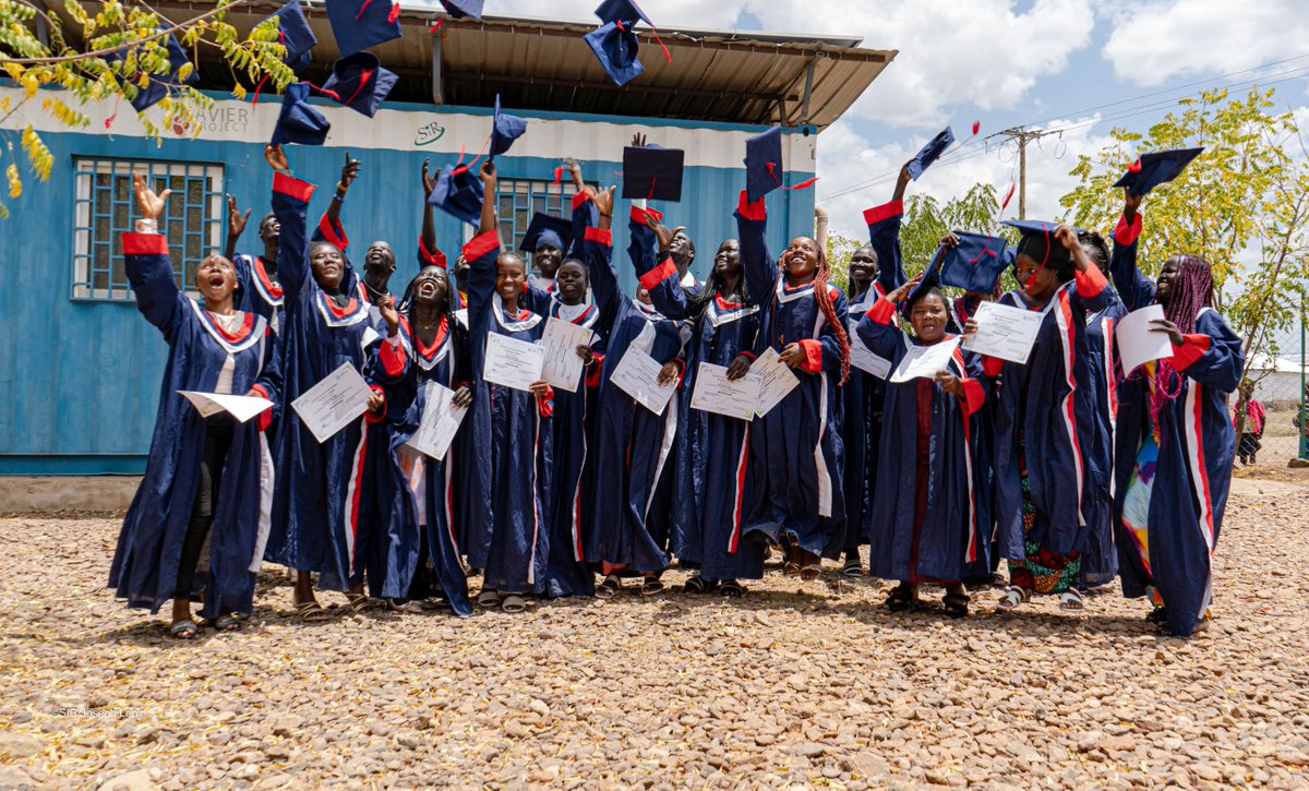 Today marks a big step in Nyagual Lul’s digital marketing.

She’s one of 268 graduates from our Digital Skills &amp; Livelihoods Program, now ready to freelance &amp; make a difference.

Thank you to our partners &amp; donors for believing in #LearnEarnLeadChange