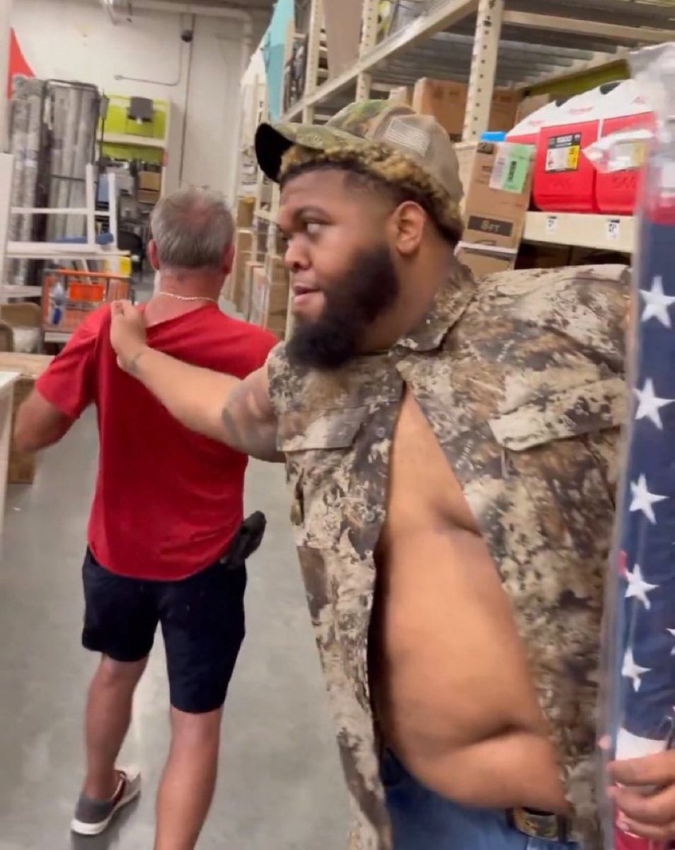 tiostill's tweet image. #dontrunfromit #movethathand