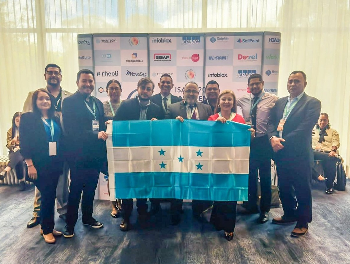 📍 Bogotá, Colombia
🏨 Hotel Hilton Bogotá Corferias
📅 10 - 11 de sept. de 2025
✨ Transformación Digital &amp; Confianza en TI

La delegación hondureña llega para sumar valor e innovación desde el corazón de la región.

¡Honduras deja su huella en ISACA Latam 2025!
#HondurasEnISACA