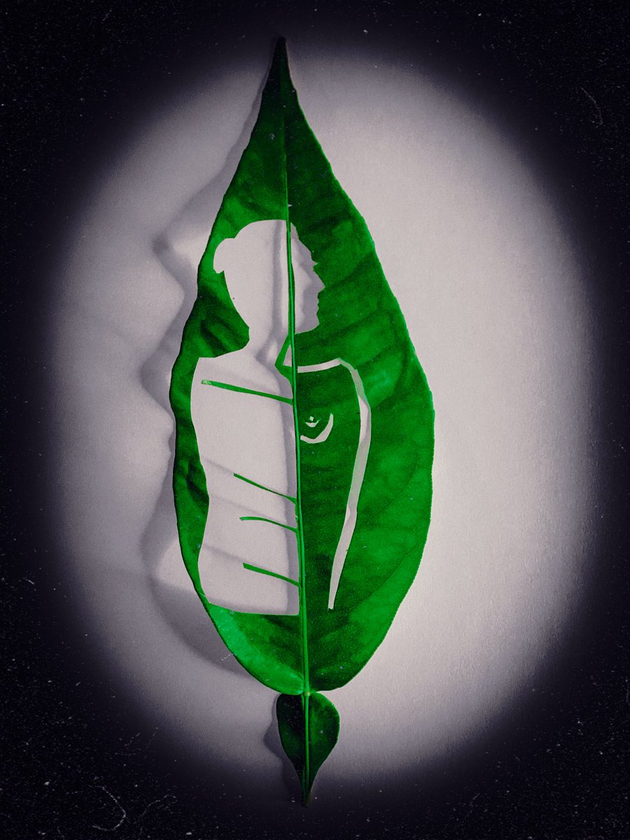 Solitude

•A fragile body carved in silence.
•Loneliness etched into nature.
•The quiet echo of a fading soul.

15 eds . 3 $ xtz 

#perspectez

objkt.com/tokens/KT1QVPb…