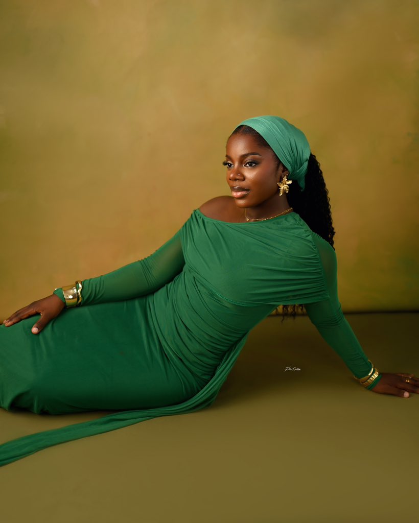 aisha_abimbolaa's tweet photo. Feeling 23🎉💕 https://t.co/6N4x6lVGsH