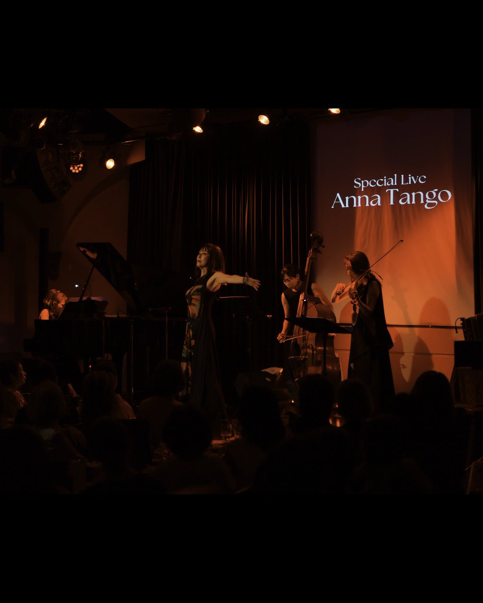 【「Anna Café 2号店」エピソード98配信中!📻】
エピソード98は、9月7日にラドンナ原宿にて行われた「冴木杏奈 Special Live ANNA TANGO」について振り返ってみたいと思います。お越しくださった皆さま本当にありがとうございました❣️

番組配信はこちらから↓
linktr.ee/annacafe2

#冴木杏奈