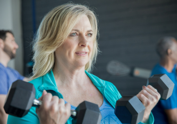 KristenJakobitz's tweet image. Did you know? Muscle mass isn't just for looking good; it's a metabolic organ crucial for healthy aging. Losing muscle (sarcopenia) accelerates insulin resistance and frailty. Strength training is non-negotiable for vitality. #StrengthTraining #Sarcopenia #MetabolicHealth