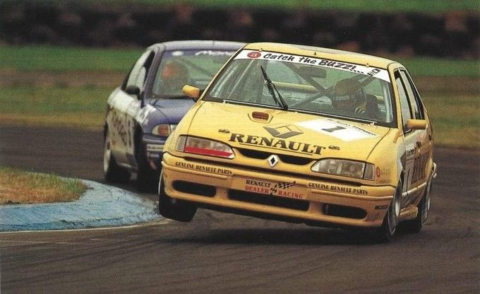 VINTAGE (@carsighting) on Twitter photo 