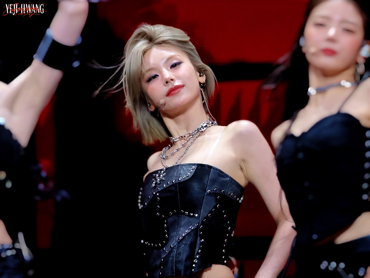 20250823 
TIMA 
🐈‍⬛ 
#있지 #ITZY #예지 #YEJI