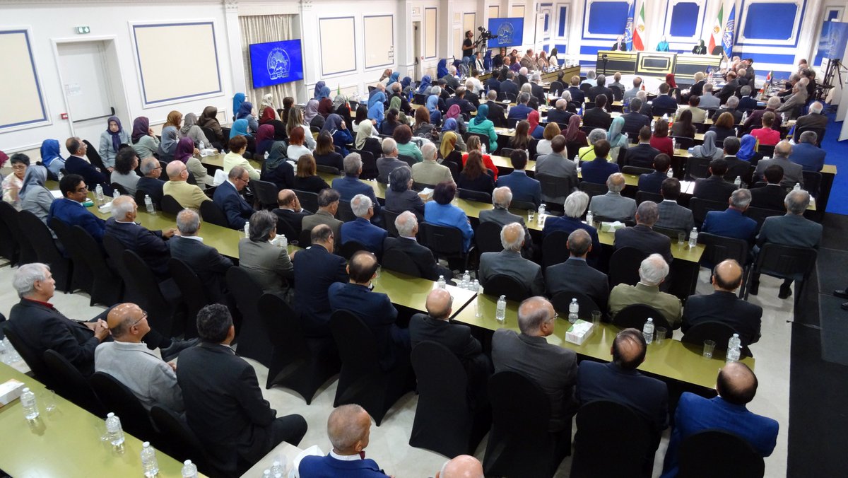 اجلاس دو روزه شورای ملی مقاومت در روزهای ۱۸ و ۱۹شهریور ۱۴۰۴ برگزار شد. در روز نخست اجلاس شماری از ناظران و فعالان مقاومت از كشورهای مختلف شركت داشتند.
در آغاز یاد مجاهدان خلق بهروز احسانی و مهدی حسنی گرامی داشته شد.
اعضای شورا در این اجلاس ضمن بررسی تحولات منطقه‌یی و جهانی تأكید