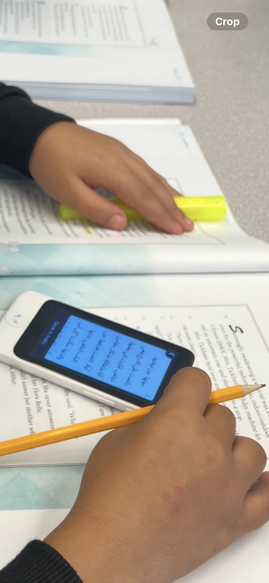 TheraErickson's tweet image. ICT Parallel Teaching in practice using a 📲translator to keep our new Egyptian student in the loop and learning with his peers. #InclusiveLearning #StudentSuccess #OriginalOwls 🦉@NYCSchools @D8Connect
