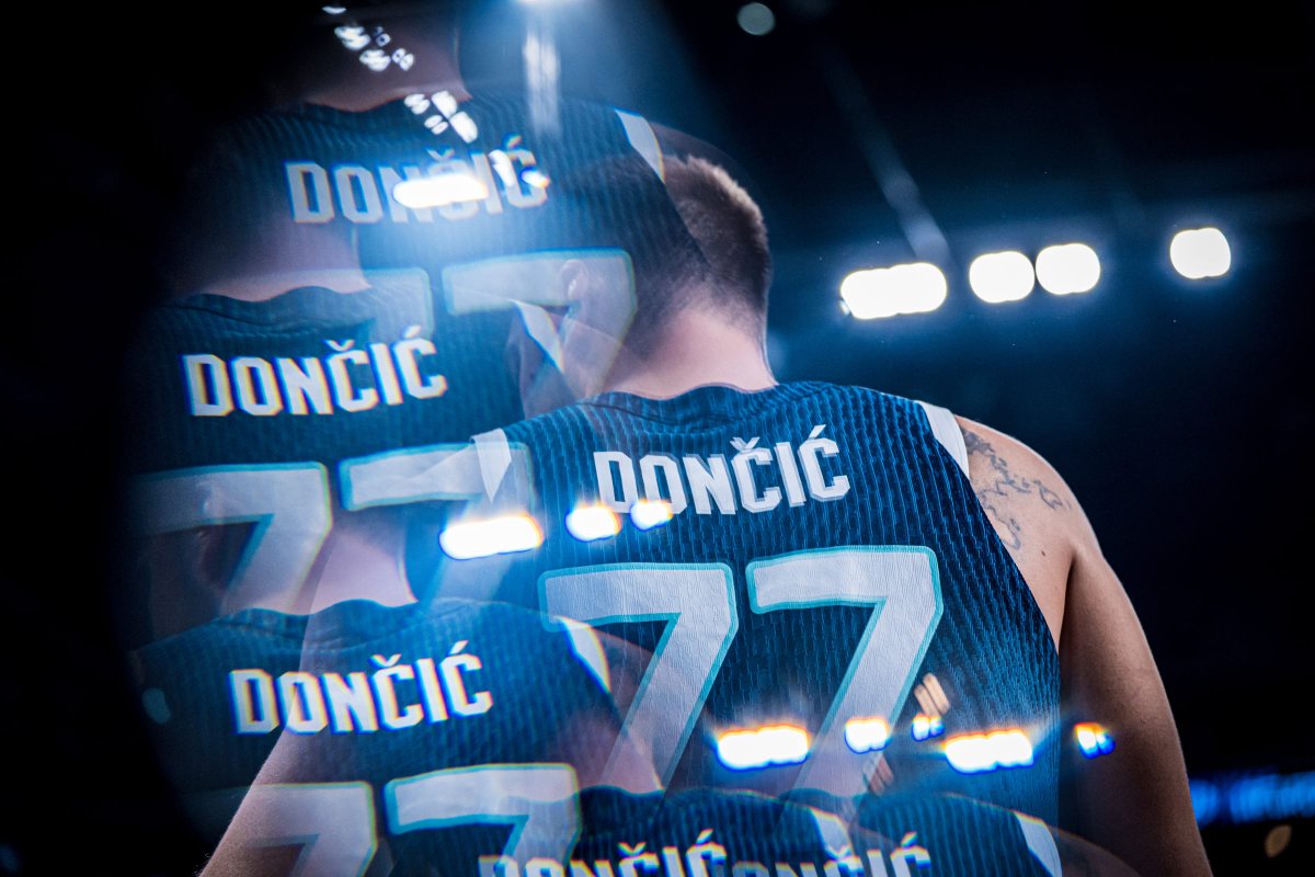 Bana 'yalnızlığın' resmini yapabilir misin, Abidin?

#EuroBasket