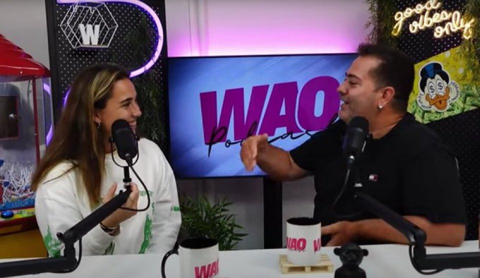 Cata Coll en WAO Podcast: "Este año nos han criticado mucho por la plantilla corta. Dicen que vamos a llegar cansadas, pero creo que va a ser año de hacer... (Gesto de silencio). Vamos a sacar la ambición que sacamos dentro y resurgir tras todo lo que dicen”