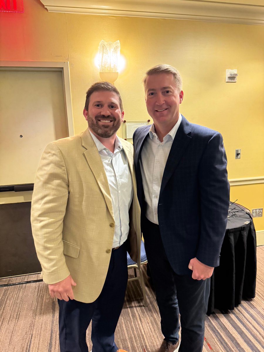 23bbourgeois's tweet photo. Yesterday, we attended the Career Advisor Summit in NOLA & had the privilege of learning from key home office talent including NM's VP & Chief Investment Officer, Brent Schutte and Assistant Director of Advisory Investments, Dave Humphrey.
#NorthwesternMutual
#TeamBourgeois https://t.co/r9qEENF8Sp