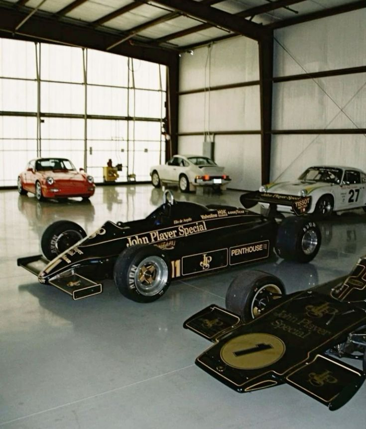 VINTAGE (@carsighting) on Twitter photo 