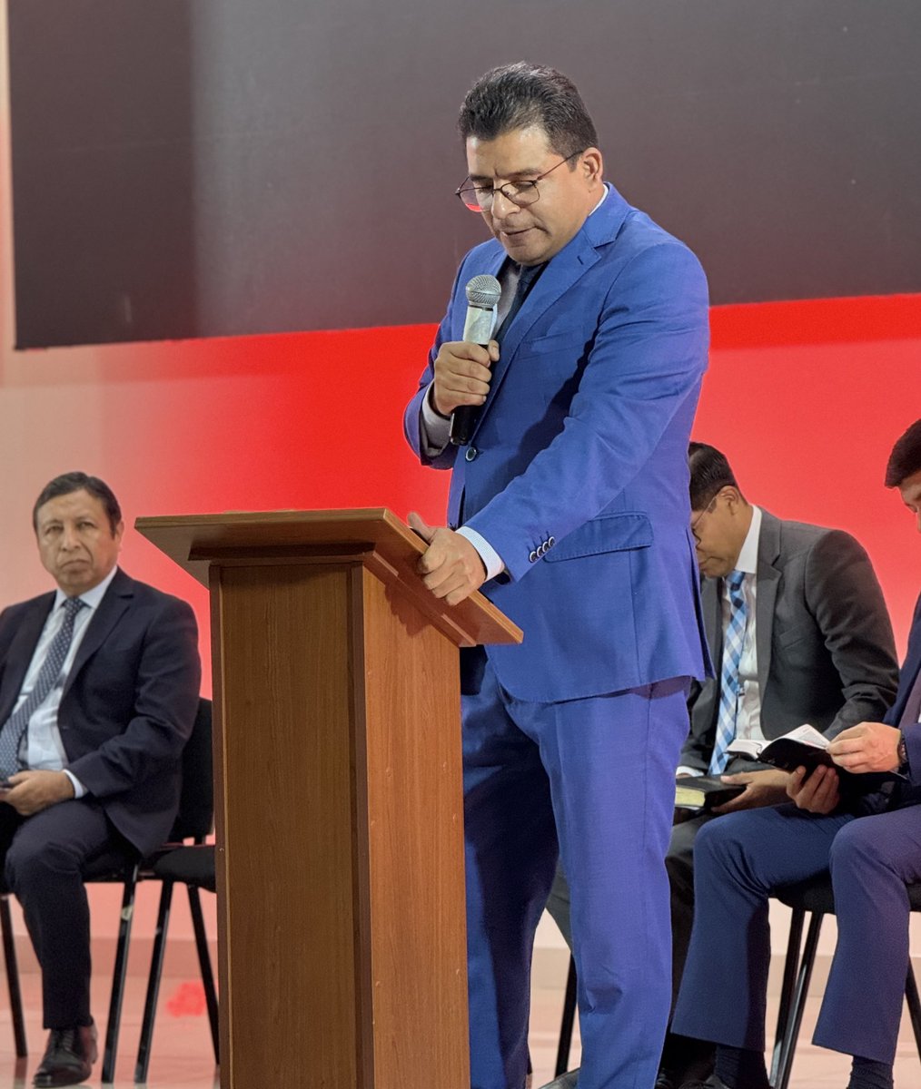 dvallejosh's tweet photo. @PrMontalvan “si pecar es un problema, el no arrepentirse es mucho mayor problema” #OrdenaciónPastoral #MPN @AdventistasUPN https://t.co/KvBaNFUqK9