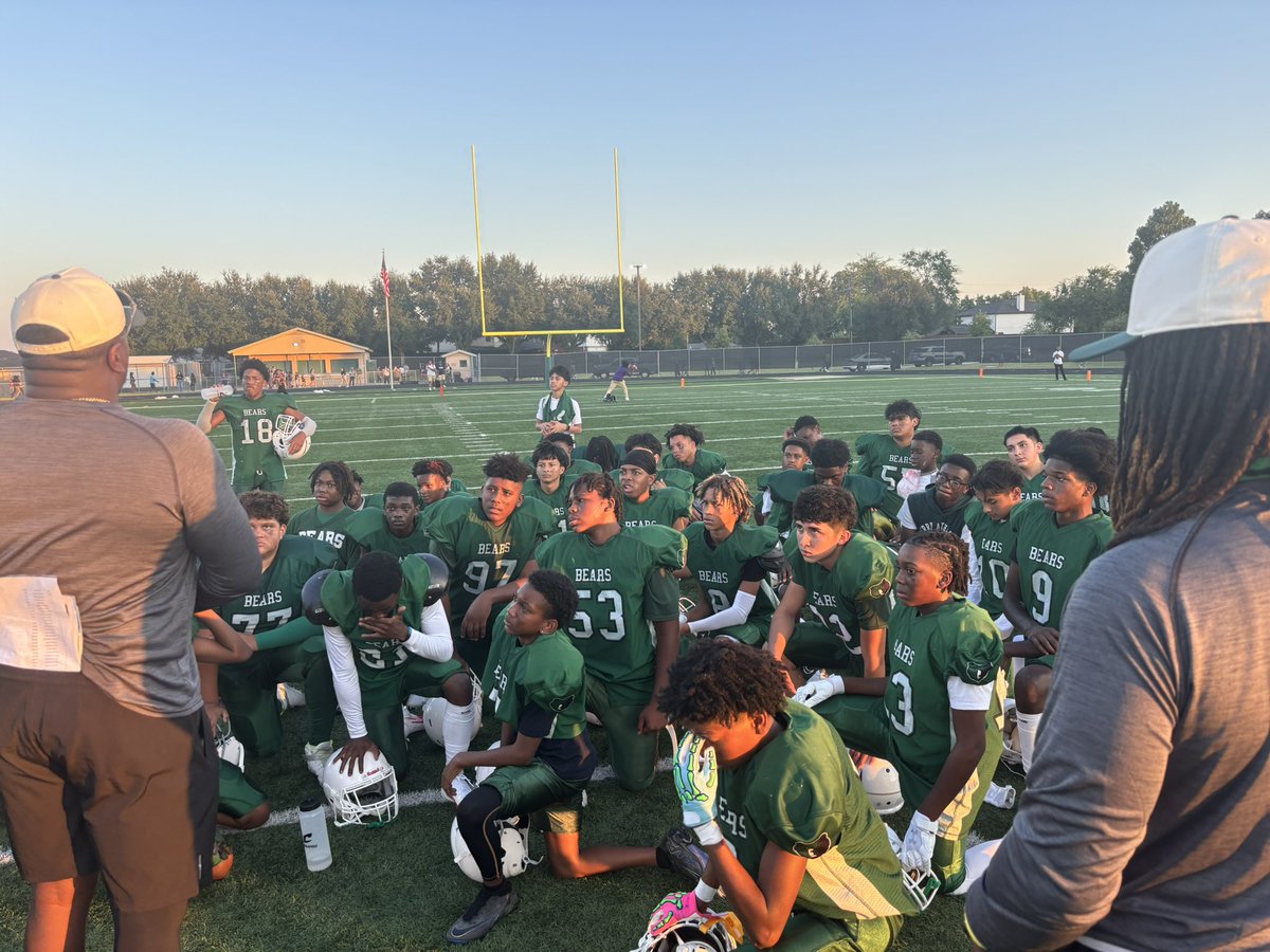 Enjoyed supporting our future Jaguars! Coach D and his staff are doing a great job molding these young men!! #NewBerry <a href="/CoachD1925/">CoachD</a> <a href="/BerryAthletics/">BerryBearsAthletics</a>