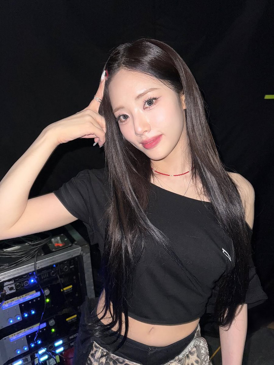 xjiwonn's tweet photo. 💫 Beauty that speaks louder than words 🌸 https://t.co/5Iwpj9SMz0