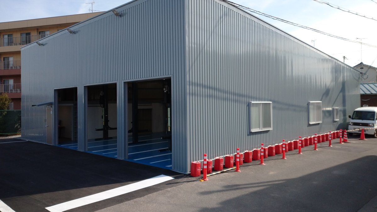 業務拡大に付き正社員募集
有限会社 タナカオートサービス/デルタモータースポーツ
募集職種 　自動車整備士、レースメカニック
雇用形態 　正社員　男女問わず
資格・経験 普通自動車免許（AT限定は不可）必須
勤務地 大阪府枚方市
※詳しくは面接時にご相談ください。
delta_dms0117@yahoo.co.jp