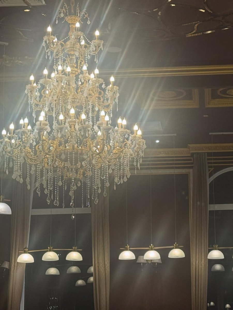 250911 #도염 #DY 인스타그램 게시물 2 
🎶JUSTB•Too Late Instrumental 

🇻🇳