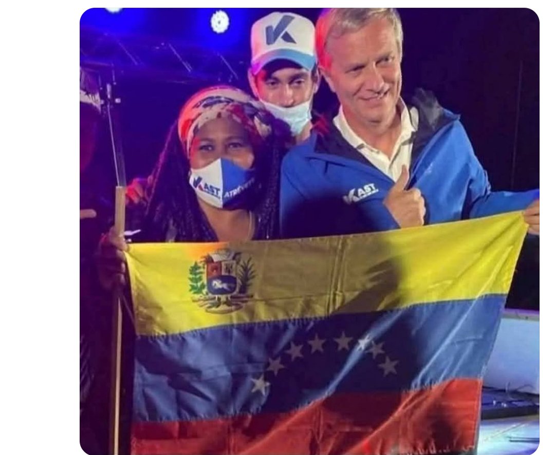 Hay que votar por la derecha, ellos van expulsar a todos los migrantes y se acabará toda la delincuencia.

También la derecha ⬇️

🤡🤡🤡

#debatechv #debatepresidencial