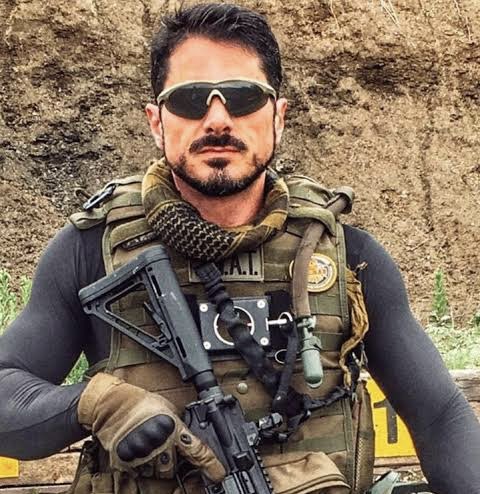 🚨GRAVÍSSIMO! Senador Marcos do Val ACABA de CONFESSAR que teve um encontro SECRETO com o ministro BOLSONARISTA LUIZ FUX e o orientou como votar para NÃO ENTRAR NA LEI MAGNITSKY! 

CAIU A MÁSCARA DO GOLPE!!!