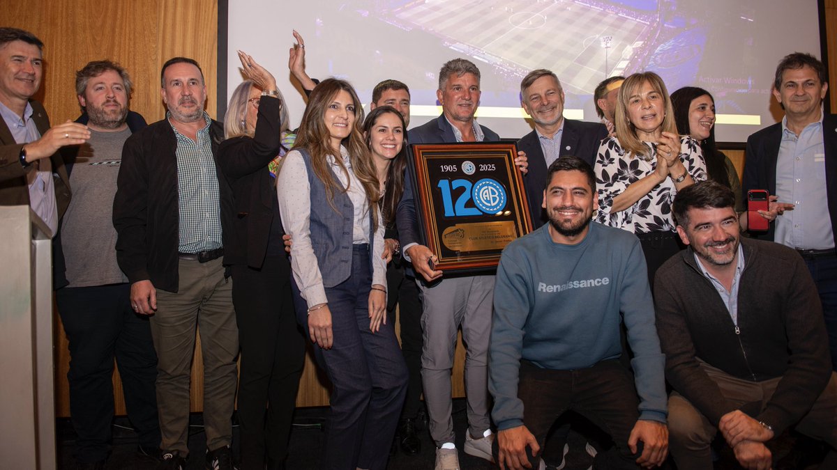 Belgrano (@belgrano) on Twitter photo CAB ES CBA 🩵
Inauguramos la muestra “#Belgrano, una pasión popular. Historias y leyendas de 120 años Piratas” en el Concejo Deliberante de la Ciudad de Córdoba.
Además, recibimos un reconocimiento de parte del <a href="/ConcejoCba/">Concejo Deliberante de Córdoba</a> por los #120AñosBelgrano.
Se podrá visitar durante CAB ES CBA 🩵
Inauguramos la muestra “#Belgrano, una pasión popular. Historias y leyendas de 120 años Piratas” en el Concejo Deliberante de la Ciudad de Córdoba.
Además, recibimos un reconocimiento de parte del <a href="/ConcejoCba/">Concejo Deliberante de Córdoba</a> por los #120AñosBelgrano.
Se podrá visitar durante