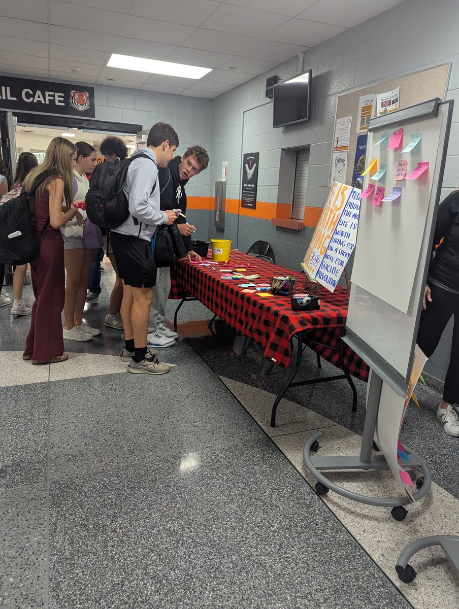 LHS HOPE Squad tweet media